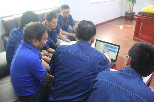 Berita perusahaan terbaru tentang Tim kami adalah grup yang luar biasa